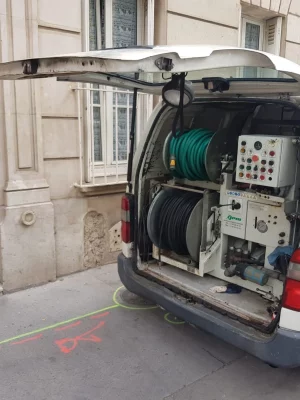 Curage canalisation camion hydrocureur