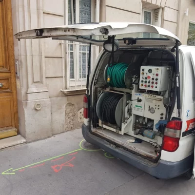 Curage canalisation camion hydrocureur