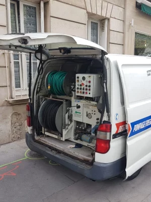Débouchage canalisation camion hydrocureur